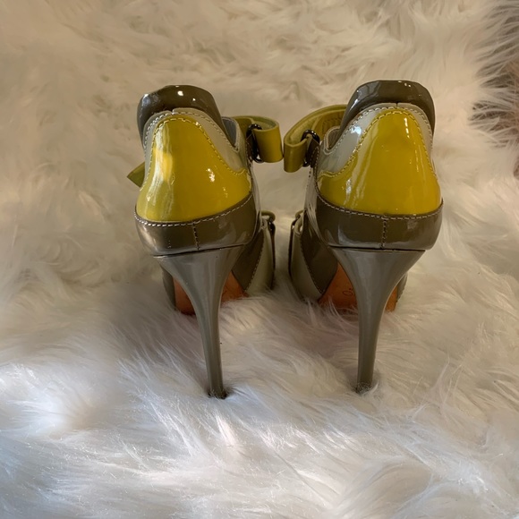 Platform Heels - Picture 4 of 6